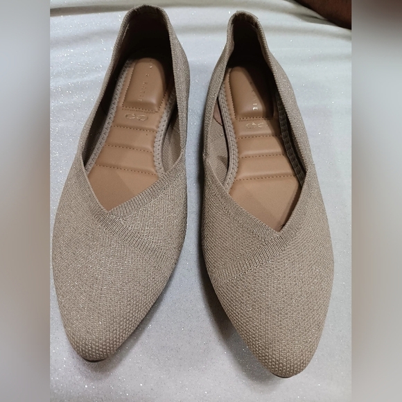 Chic Taupe Flats by - Picture 6 of 8